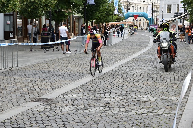 也在球迷和 也在球迷和